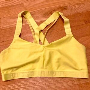 NWOT Under Armour Sports Bra, Size M